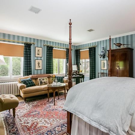 Bishops Hall (Adults Only) Oak Park Εξωτερικό φωτογραφία